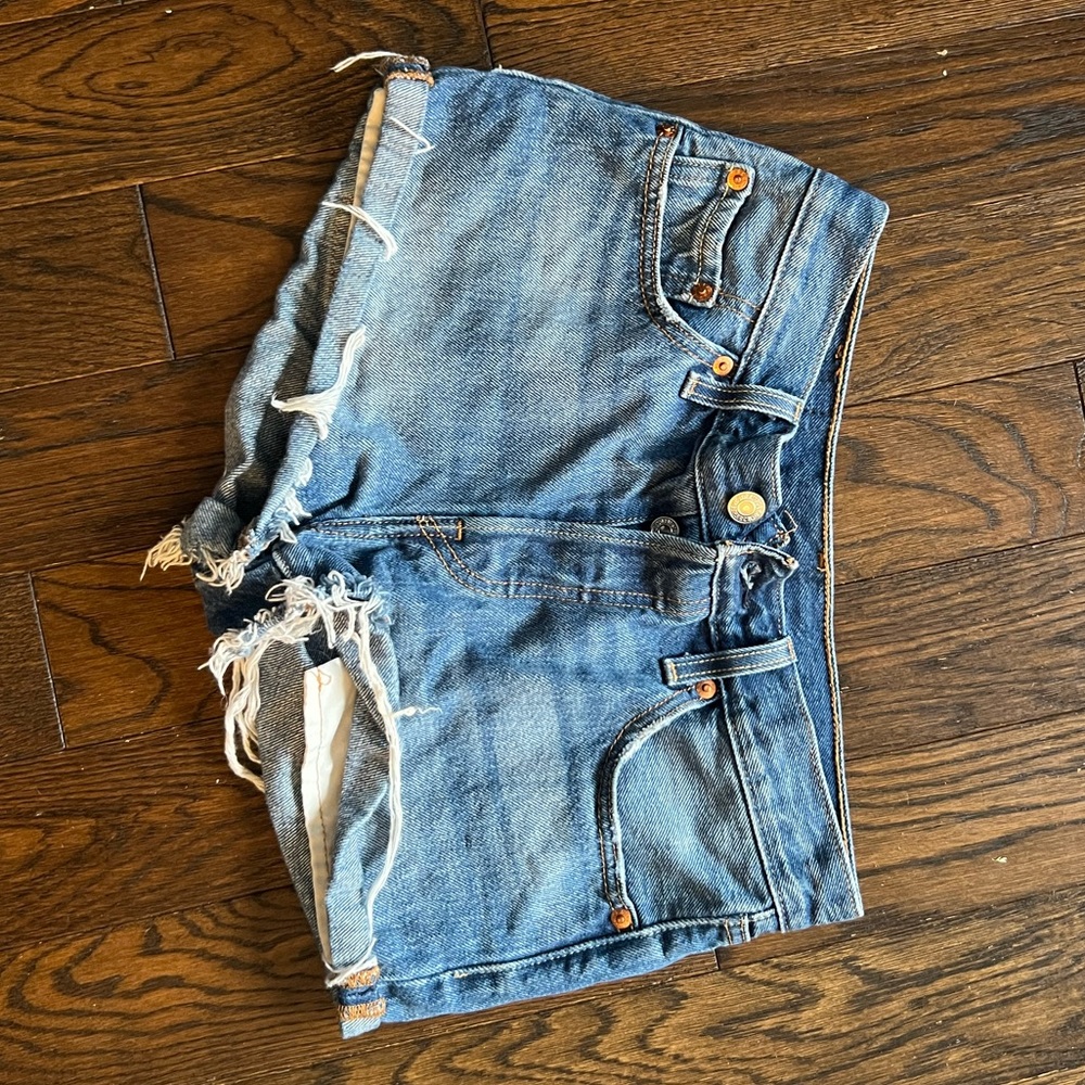 Levi’s 501 high rise Jean shorts